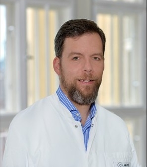 Dr. Claas Ulrich